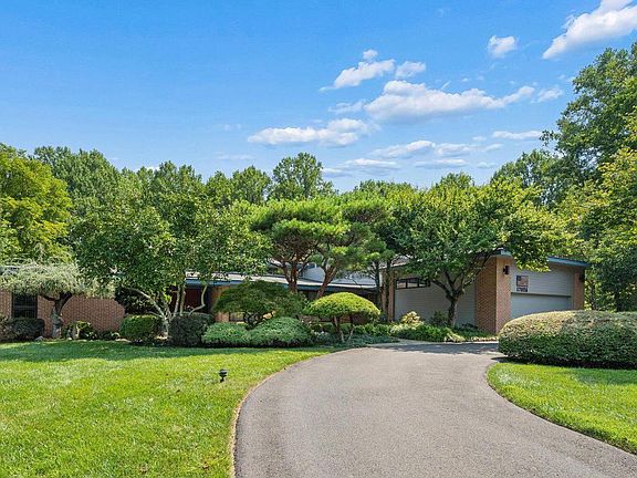 2nd image of 17026 Barn Ridge Dr