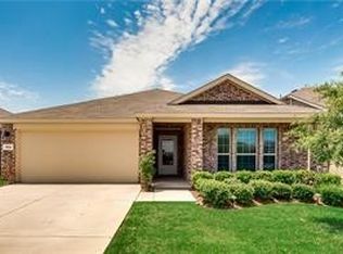 904 Cheyenne Dr, Aubrey, TX 76227