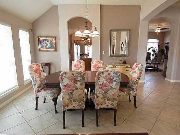 Formal Dining