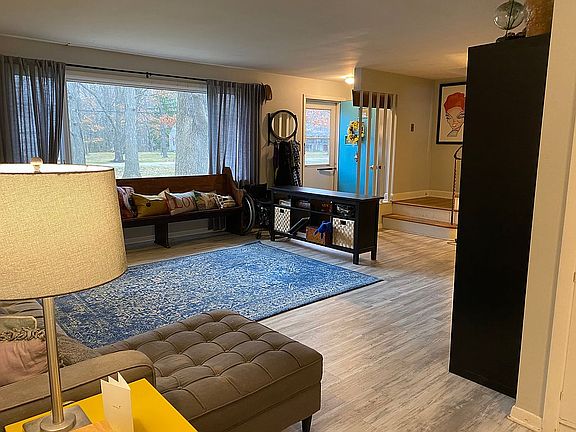 4th image of 18680 Orchard Hill Dr