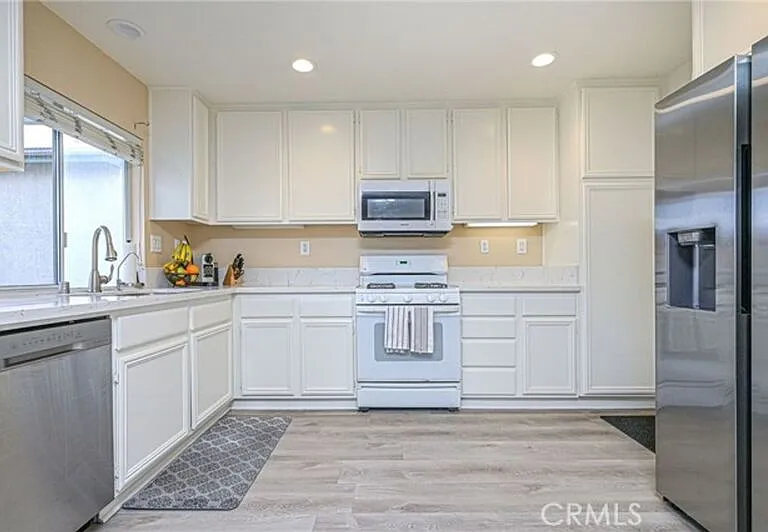 14015 Visions Dr — Photo 6