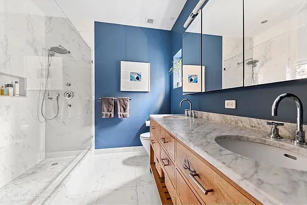 Rented by Douglas Elliman | media 36