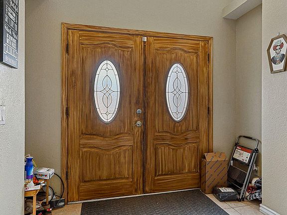5th image of 2053 Gus Moran St