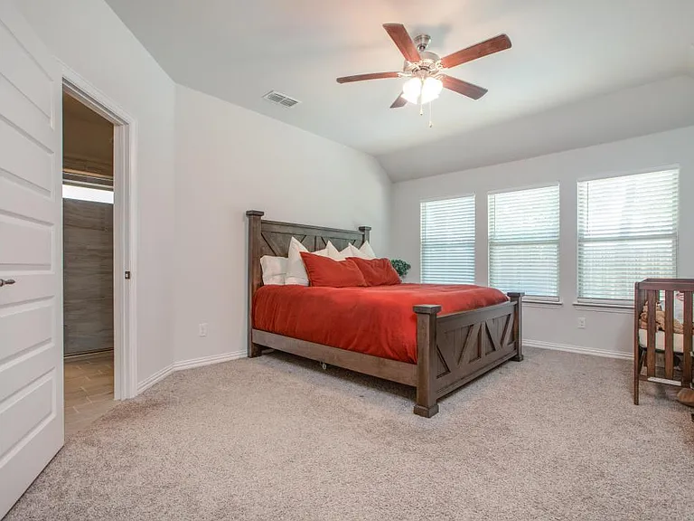 2911 Teak Dr — Photo 11