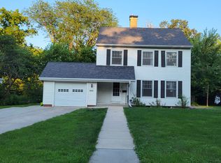 620 Ash Ave, Ames, IA 50014