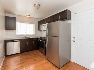 7545 N Bell Ave #1, Chicago, IL 60645