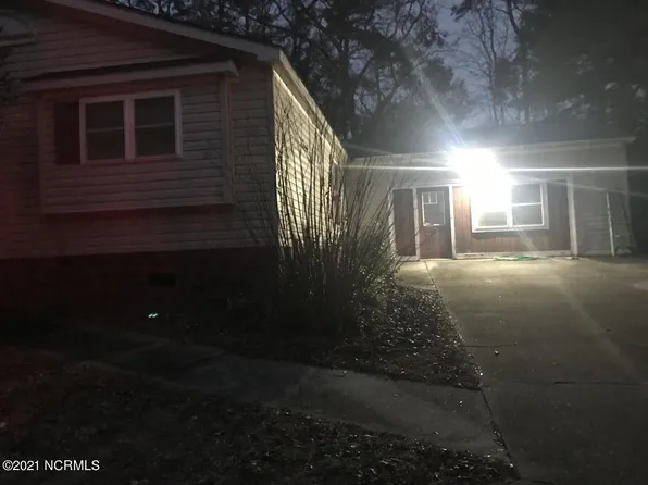 819 Red Lighthouse Ln, Wilmington, NC 28412