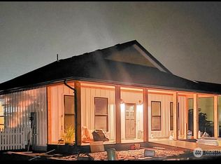 107 22nd St NE, Long Beach, WA 98631