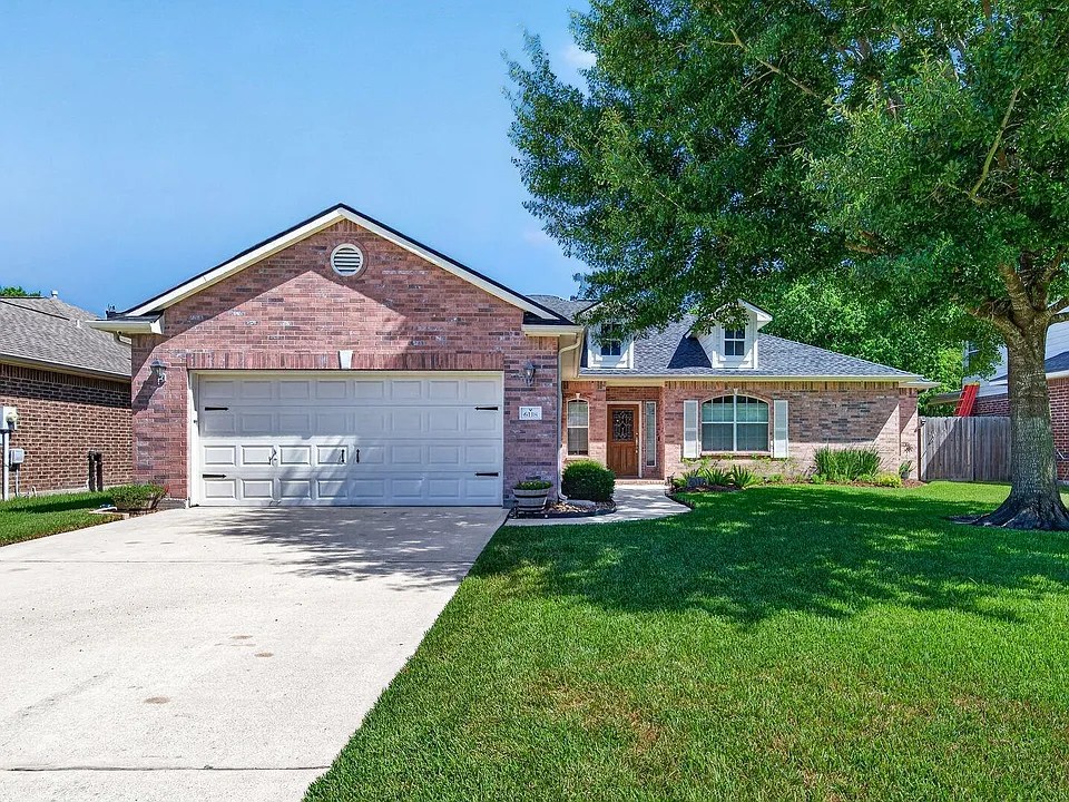 6118 N Fawnlake Dr