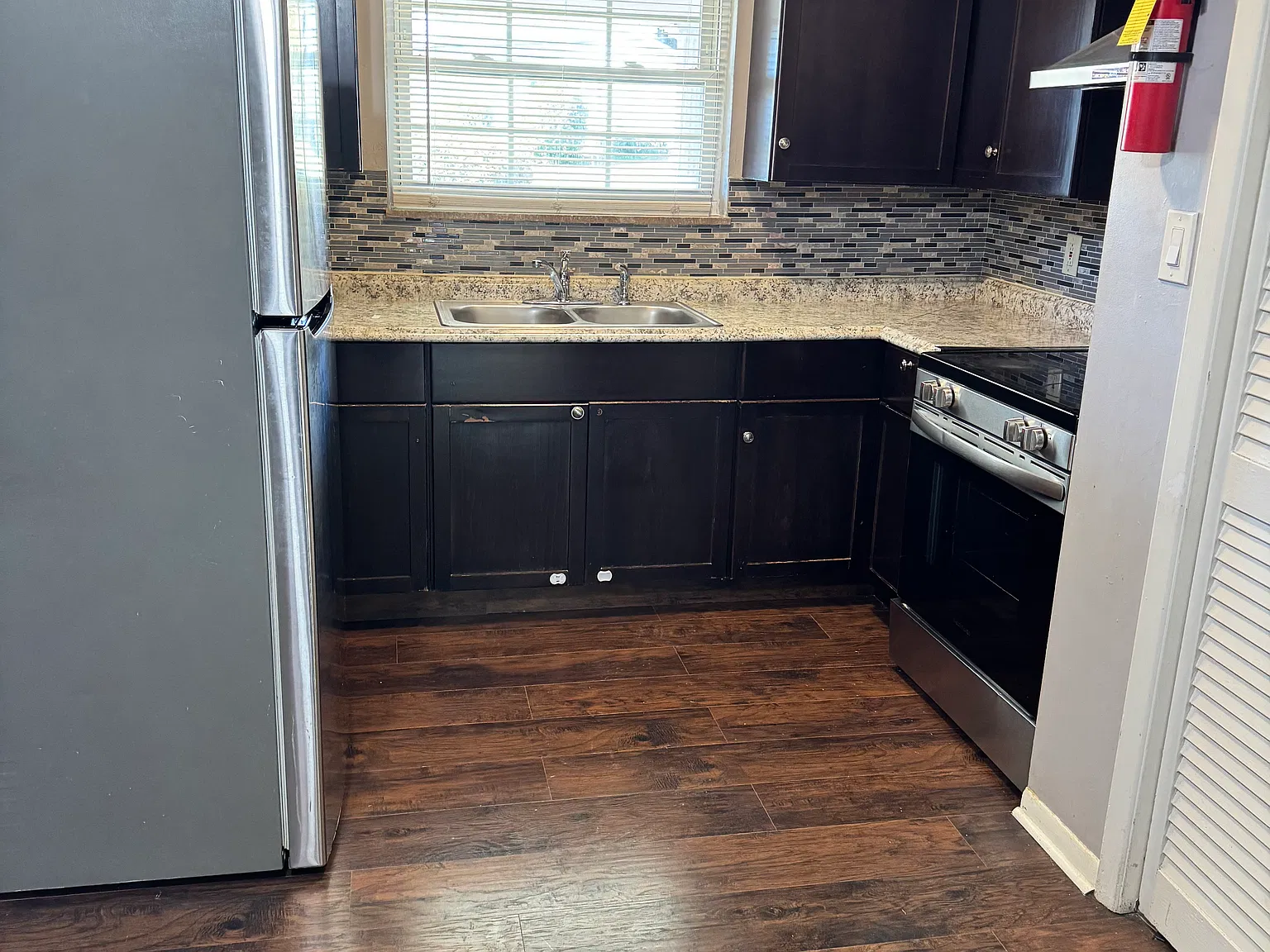 2 bed, 700 sqft, $1,250 — Photo 3