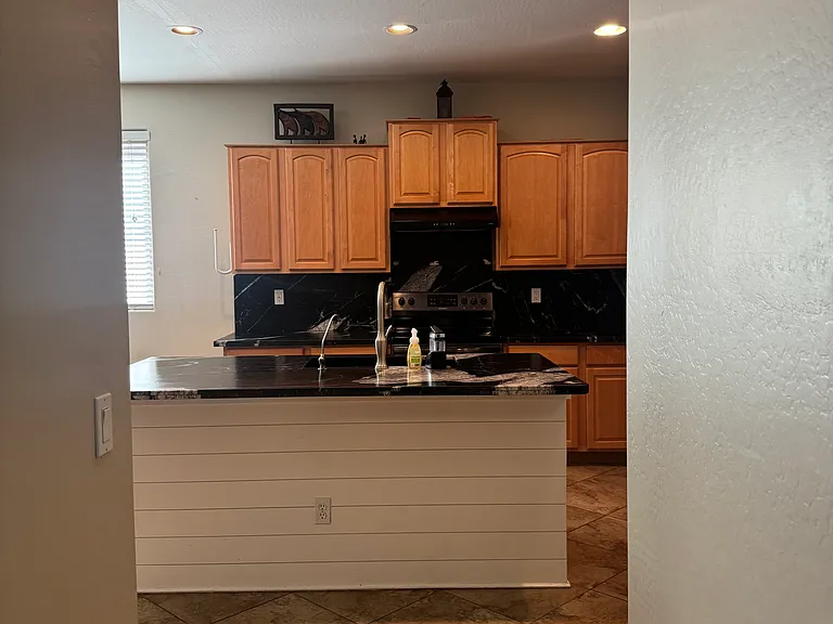 418 E White Wing Dr — Photo 33