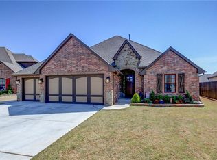5600 Saint James Pl, Oklahoma City, OK 73179