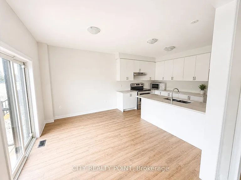 62 Pembrook St — Photo 8