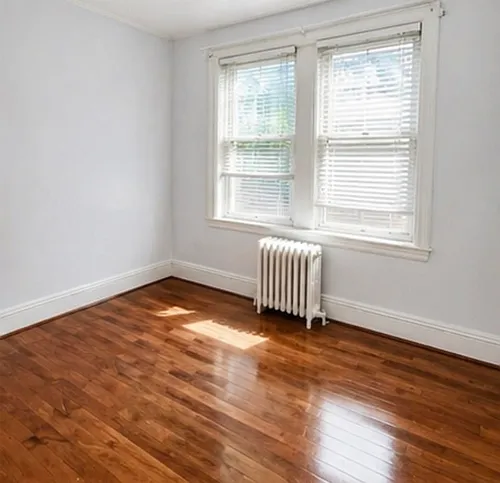 142 W 27th St #1 Photo 1