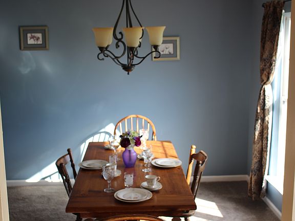 Dining room from foyer