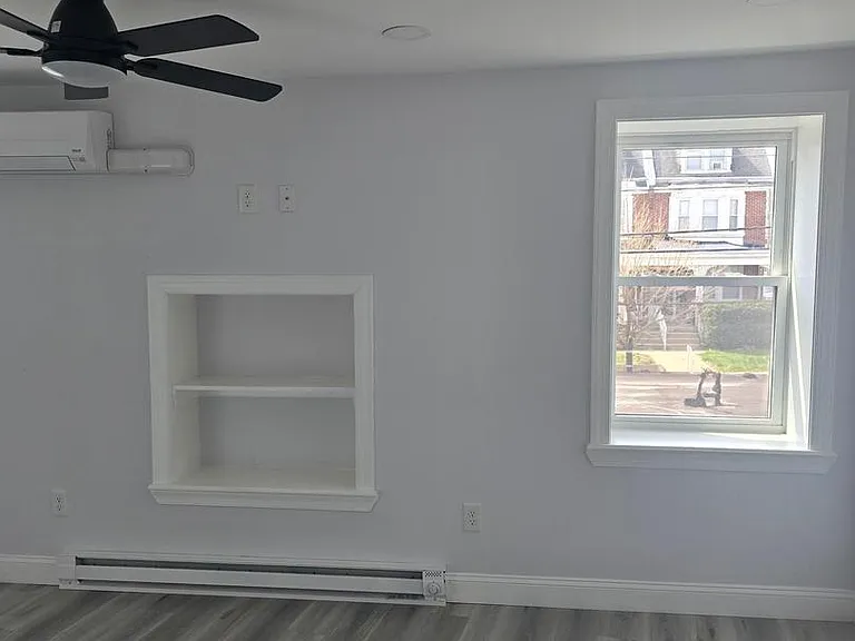 5925 Ridge Ave #2F — Photo 11
