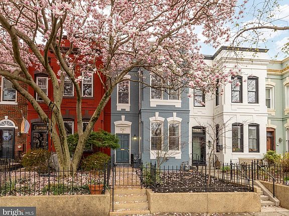 2nd image of 1347 F St NE