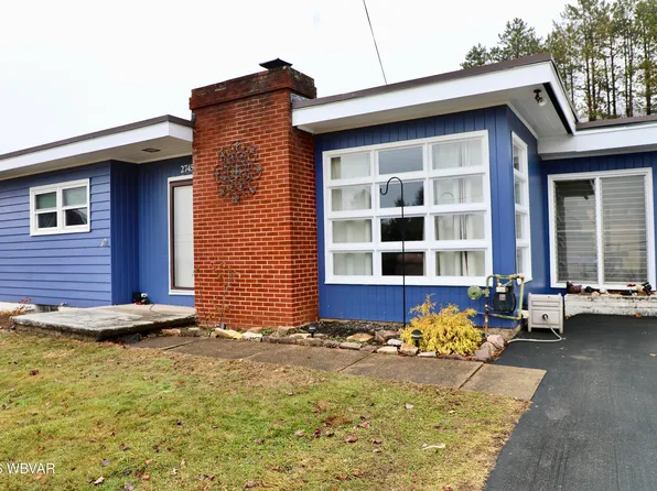 2745 Four Mile Dr, Montoursville, PA 17754