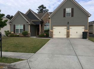 4208 Elm Trace Dr, Loganville, GA 30052