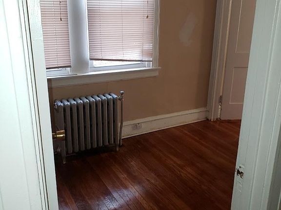 5th image of 4327 Roosevelt Boulevard # Fl 2nd