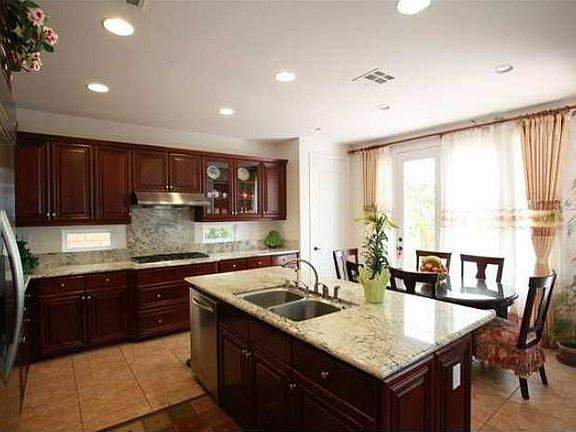 4th image of 5269 Foxborough Point