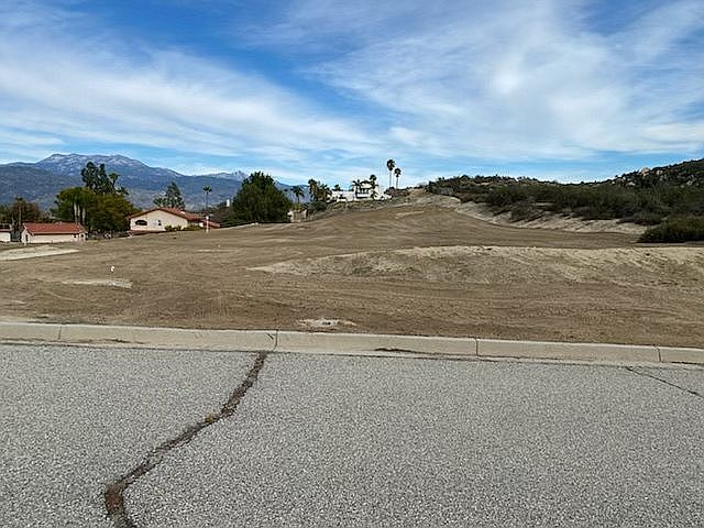 1st image of 27872 Chantal Dr