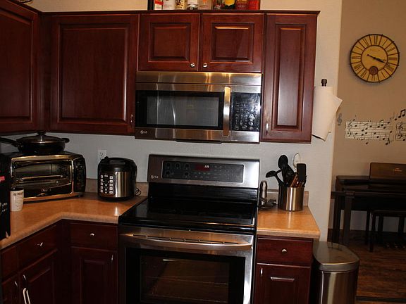 5th image of 12907 W Surrey Ave