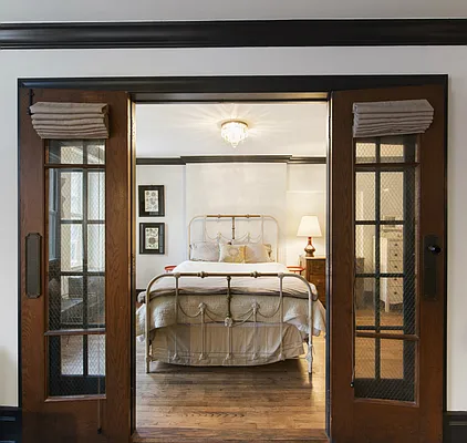 Sold by Compass | media 2