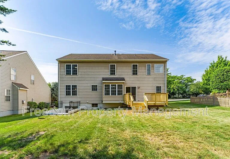 9140 Worthington Dr — Photo 77
