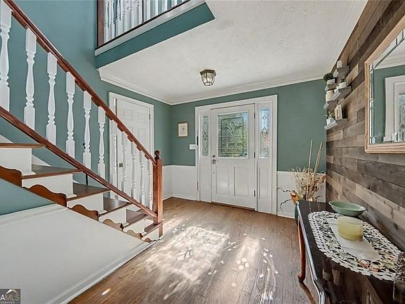 4th image of 210 Hanarry Dr
