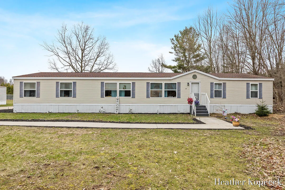 125 San Souci Dr NW photo 1