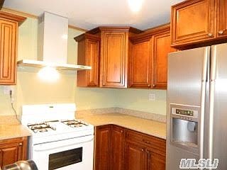 2nd image of 68 Audrey Ave