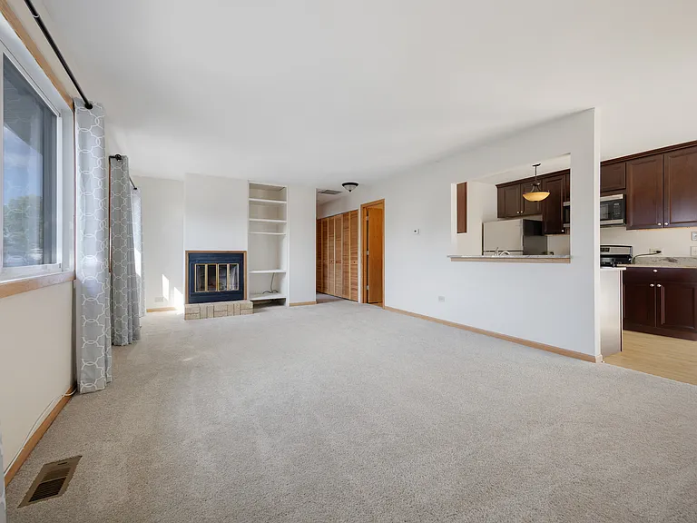 717 Whitesail Dr #717 — Photo 4