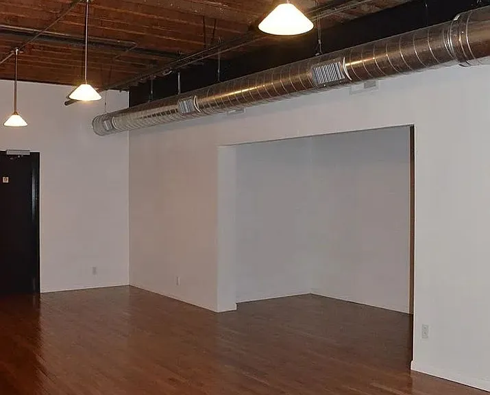 111 N Main St — Photo 1
