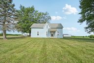Lunda Rd-S1807-001.jpg