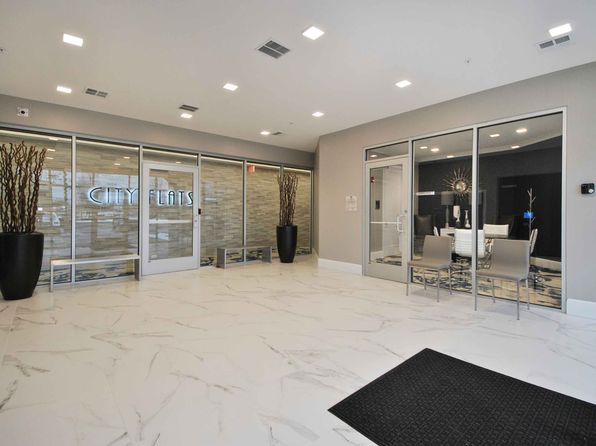 1454 N Rochester Rd APT 112