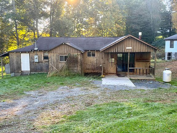2nd image of 3044 Leivasy Rd