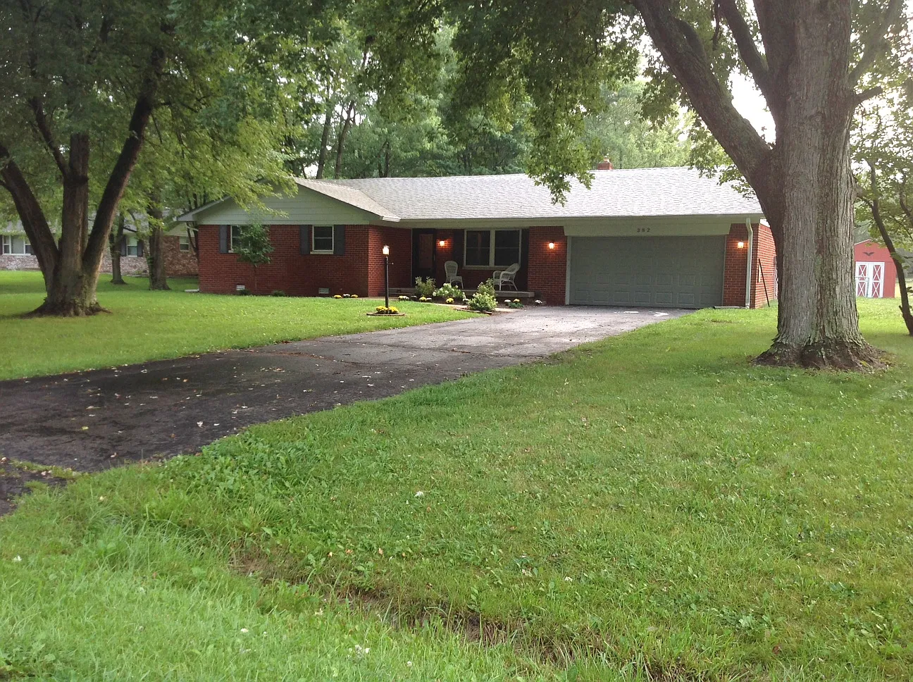 382 Shadow Hill Dr photo 1