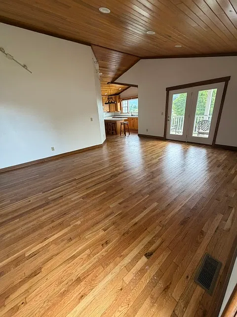 2 bed, 1200 sqft, $1,300 — Photo 3