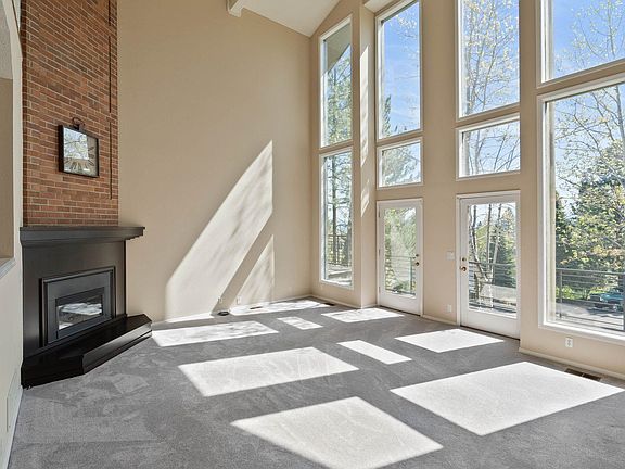 3rd image of 7621 E Woodview Ct
