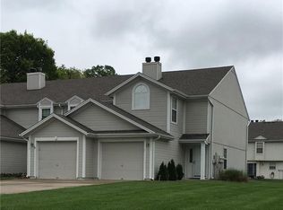 5711 NW Sunrise Meadow Ct, Lees Summit, MO 64064