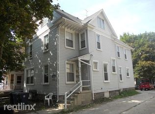 422 Hamilton Pl, Ann Arbor, MI 48104