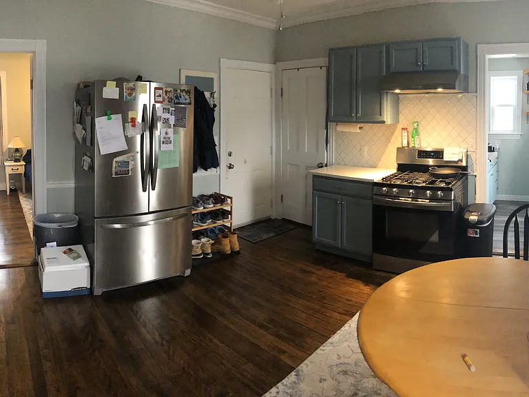 377 Pearl St #2 — Photo 1