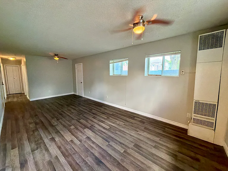 338 Saint Vincent St #LOWER — Photo 6