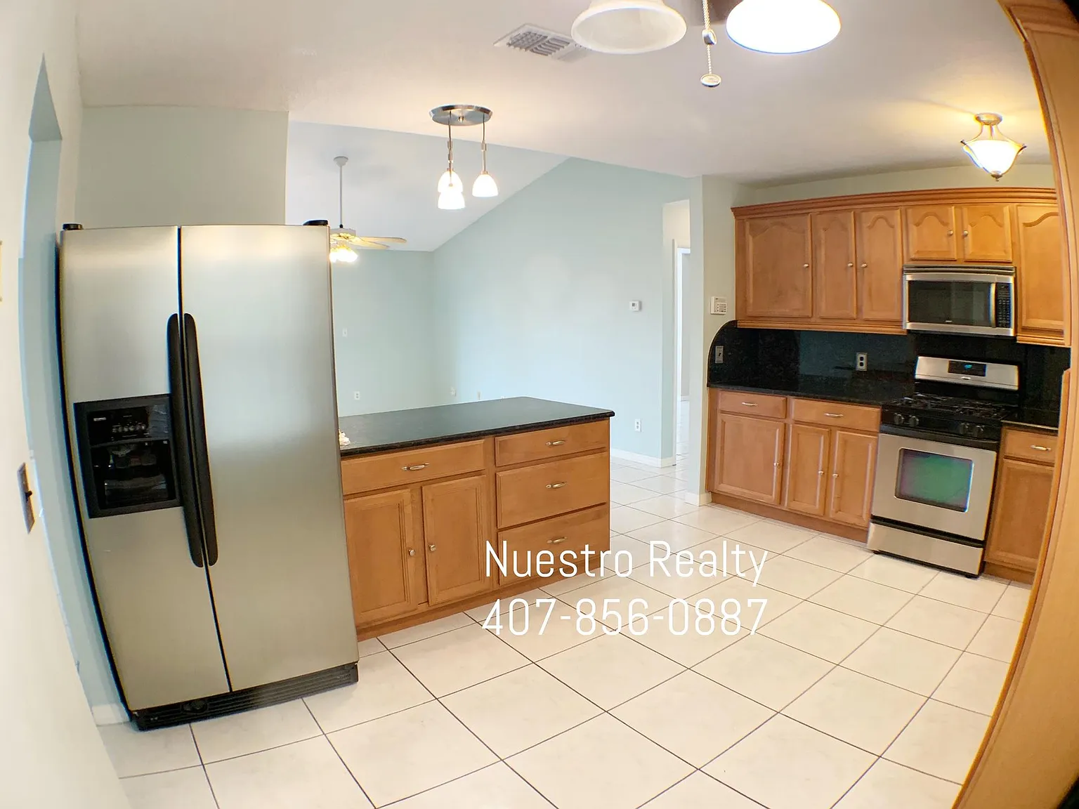 3 bed, 1441 sqft, $2,200 — Photo 4