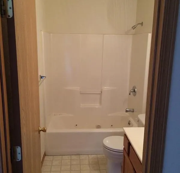 1423 W Frosty Dr #2 — Photo 5