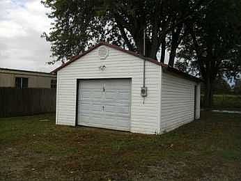 4th image of 76 Zickafoose Ln