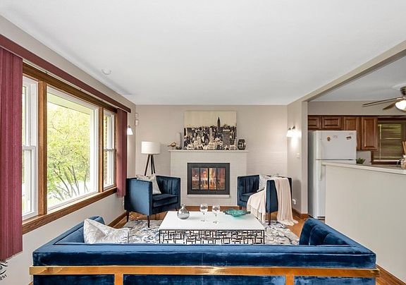 5th image of 22403 Lawndale Ave