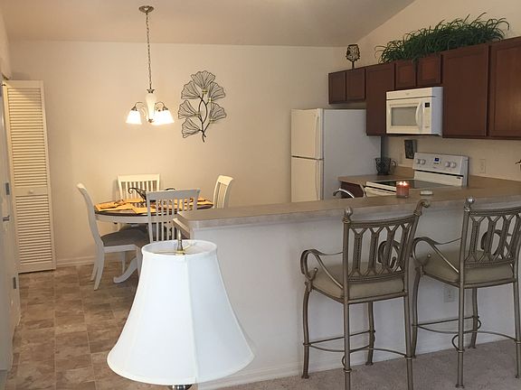 3rd image of 3428 Alwyne Ave