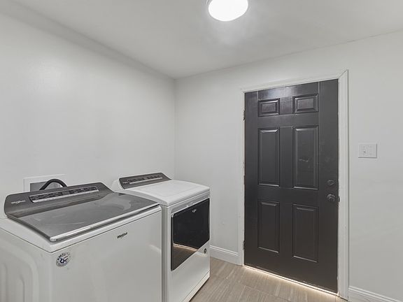 33rd image of 426 S Fayette St